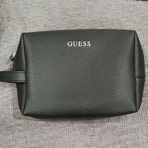 GUESS Pebbled Black Toiletry Bag